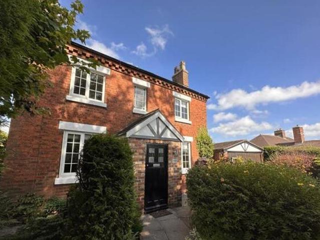 House for sale in Kingsley Moor, Staffordshire
