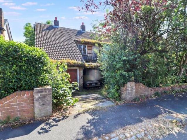 Farm for sale in Huddersfield, West Yorkshire
