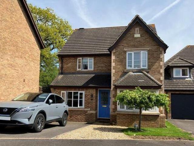 House for sale in Yeovil, Somerset