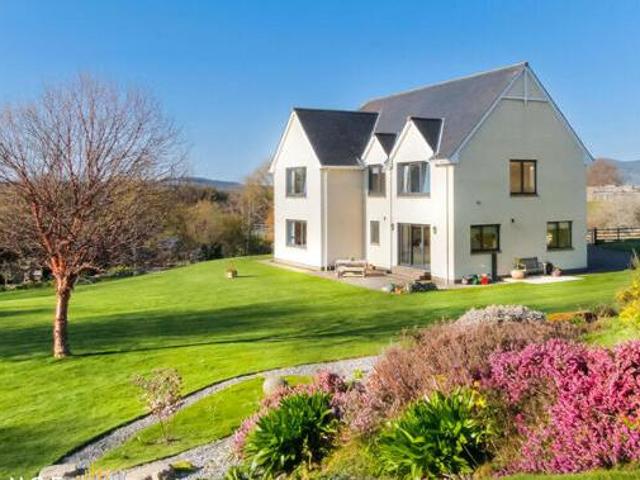 House for sale in Aberlour, Scotland