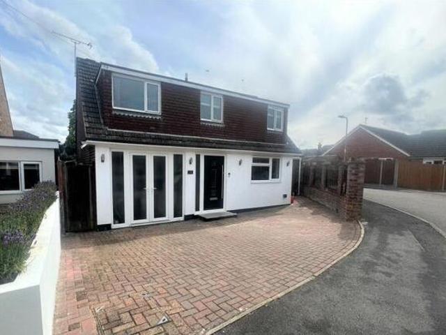 House for sale in Aldershot, Hampshire