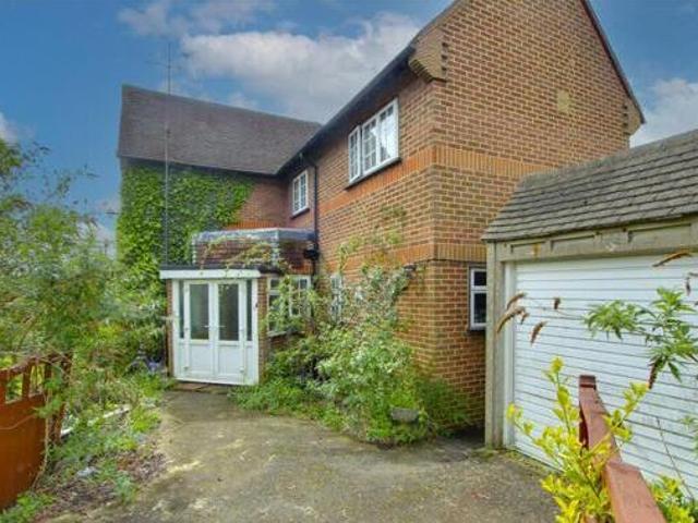 House for sale in East End, Rushmoor