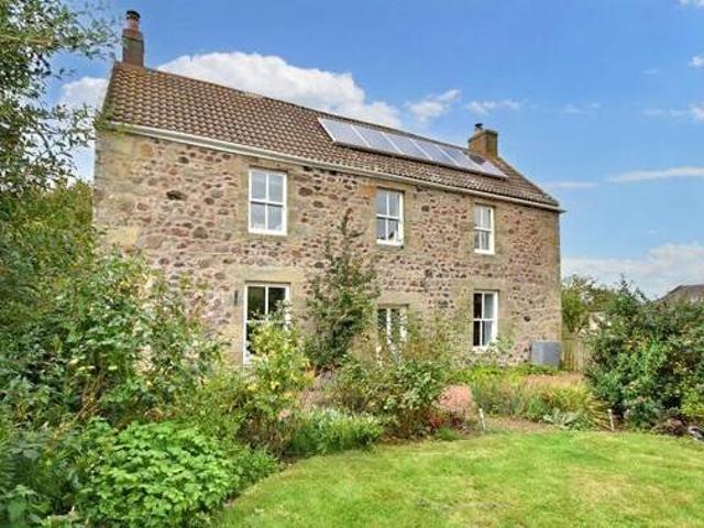 House for sale in Alnwick, Northumberland