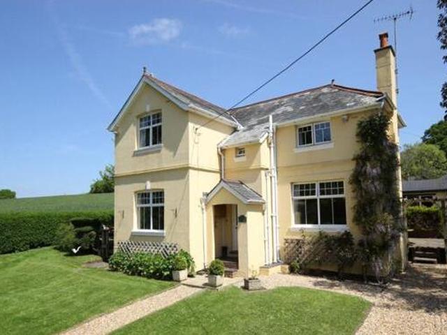 House for sale in Bolton Low Houses, Hampshire