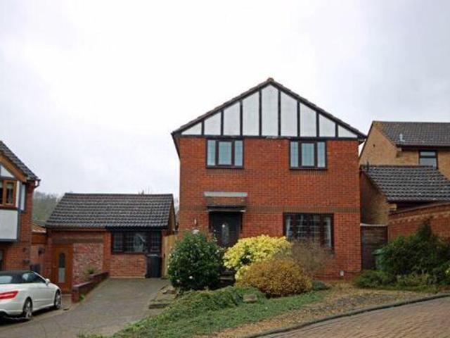 House for sale in Brierley Hill, West Midlands