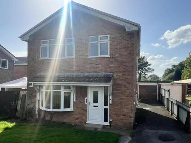 House for sale in Ammanford, Wales