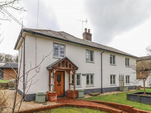 House for sale in Barton Stacey, Hampshire