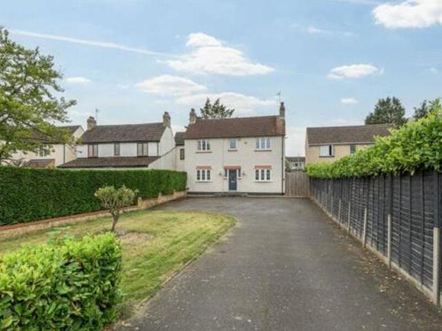 House for sale in Arlesey, Bedfordshire