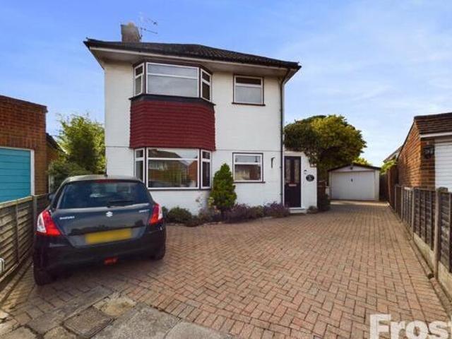 House for sale in London Borough of Hounslow, Greater London