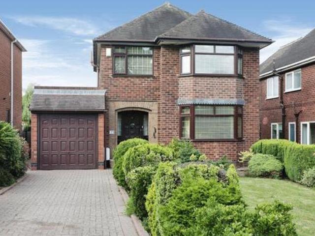House for sale in Gun Hill, Warwickshire