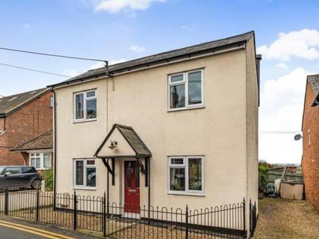 House for sale in Aylesbury, Buckinghamshire