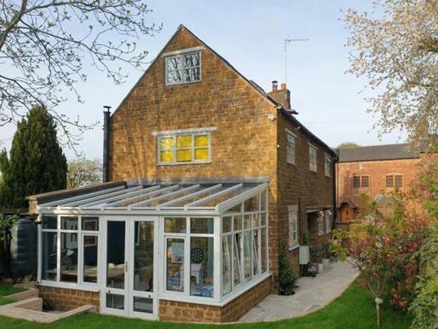 House for sale in Evershot, Oxfordshire