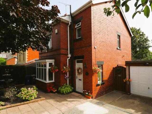 House for sale in Ardsley, South Yorkshire