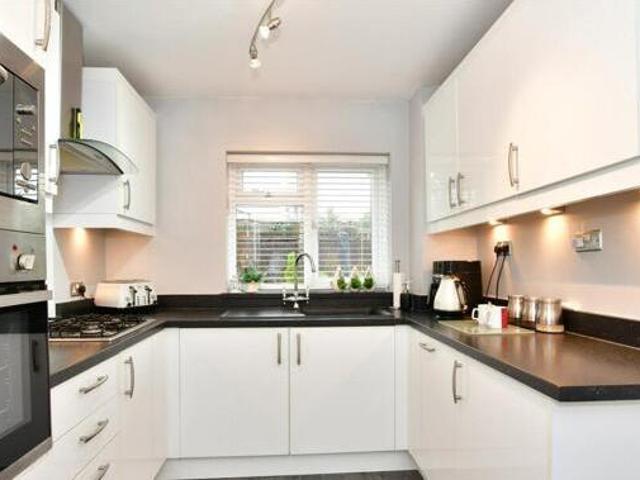 House for sale in Laindon, Essex
