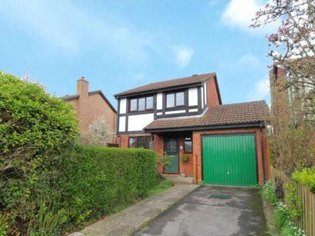 House for sale in Basingstoke, Basingstoke and Deane