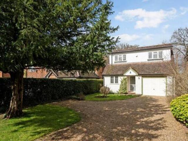 House for sale in Holtspur, Knotty Green