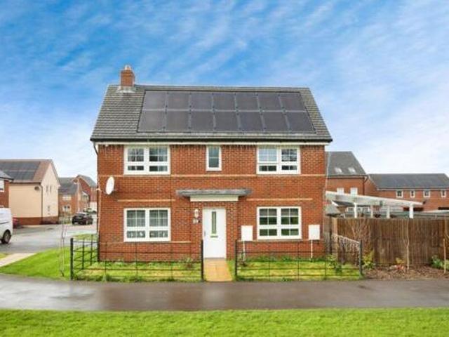 House for sale in Bournemouth, Bournemouth, Christchurch and Poole