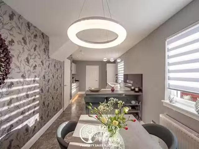 House for sale in Devonside