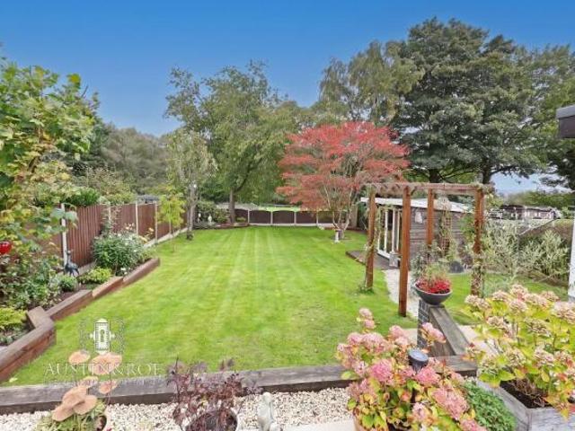 Farm for sale in Meir Heath, Stafford