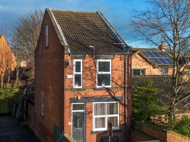 House for sale in Lyons, Greater London
