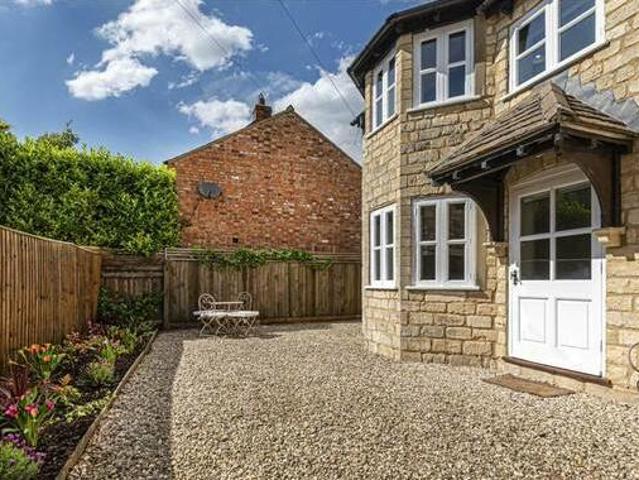 House for rent in Gloucestershire