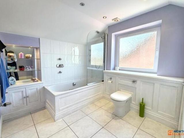 Farm for sale in Peterborough