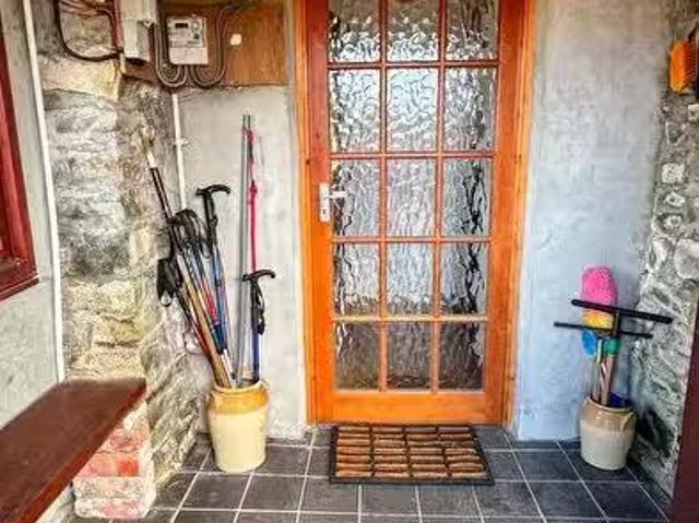 House for sale in Urgha