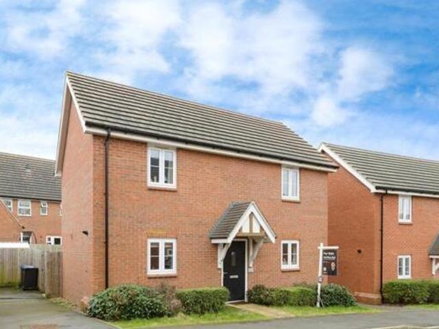 House for sale in Northampton, Northamptonshire