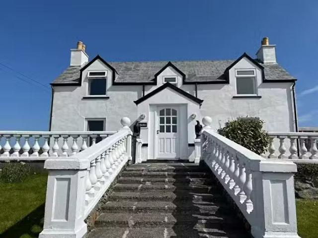 House for sale in Shetland Islands