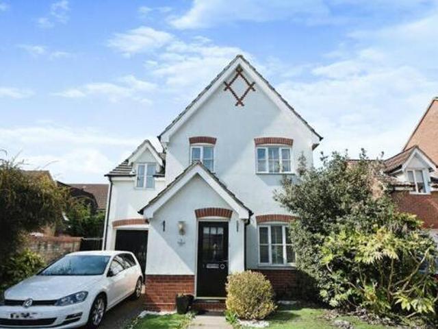 House for sale in Chipping Hill, Essex