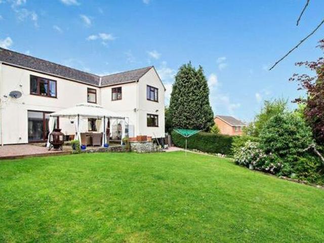 House for sale in Bromsberrow Heath, Gloucestershire