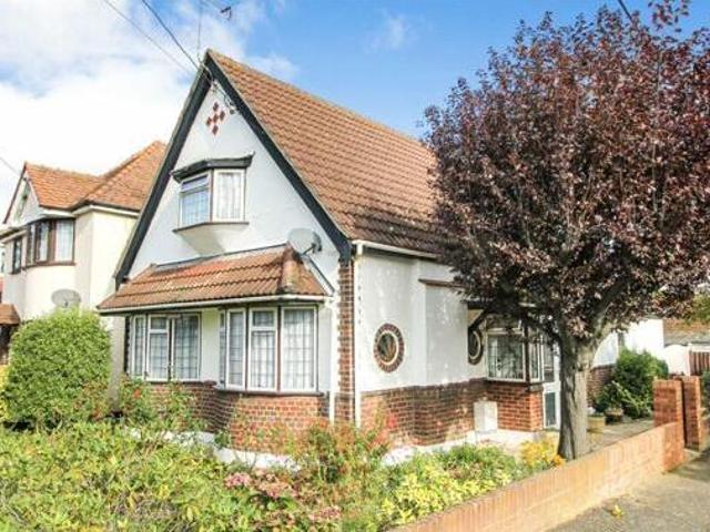 House for sale in Hutton, Navestock Side