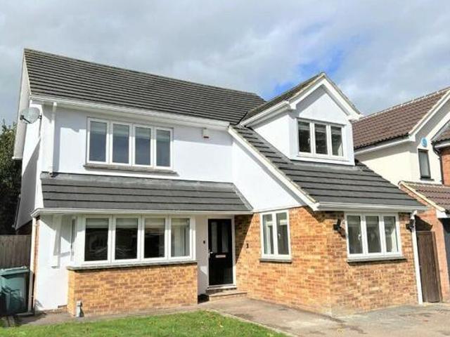 House for sale in Navestock Side, Essex
