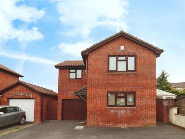 House for sale in Feckenham, City Of Bristol