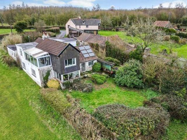 House for sale in Lyons, Greater London