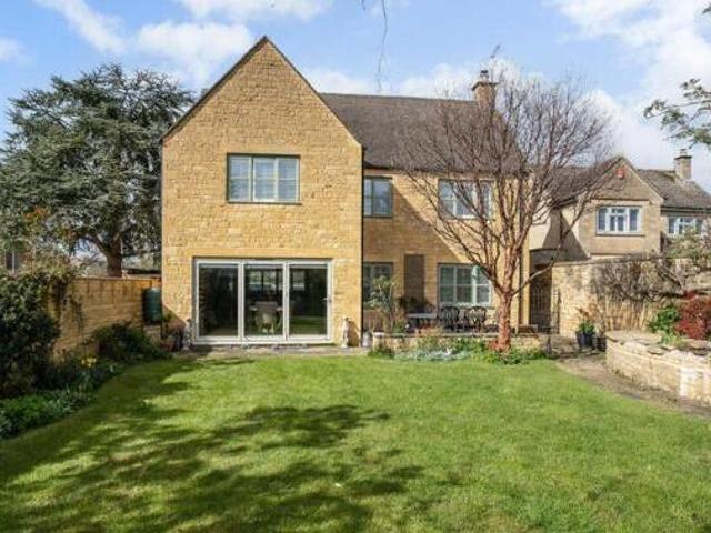 House for sale in Broadway, Wychavon