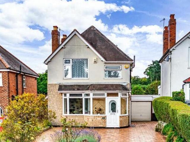 House for sale in Bromsgrove, Worcestershire