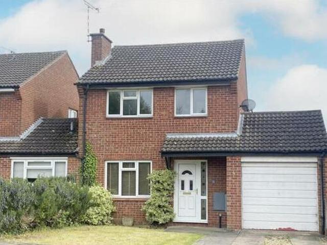 House for sale in Newton, New Bilton