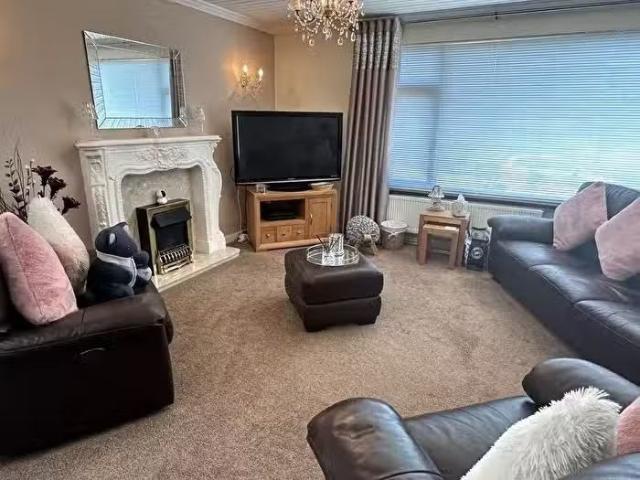 House for sale in Taibach