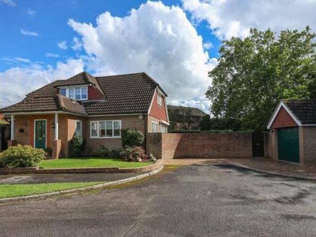 House for sale in World's End, Perryfields