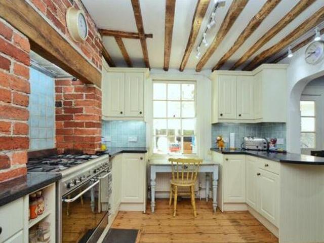House for sale in Nork, Red Hill