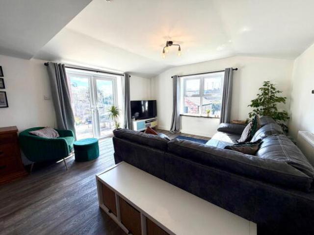 Farm for sale in Chapeltown, South Yorkshire
