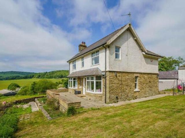 House for sale in Charlesworth, East Midlands