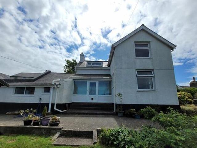House for sale in Caernarfon, Wales
