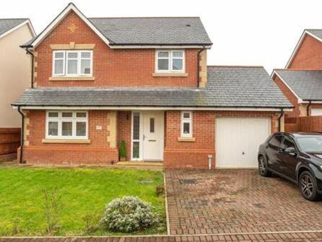 House for sale in Gwel y Llan, Caernarfon