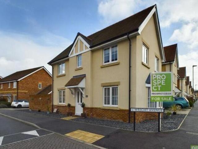 House for sale in Surrey