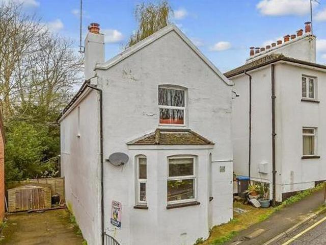 House for sale in Hillview, Surrey