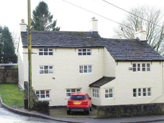 House for sale in Charlesworth, East Midlands