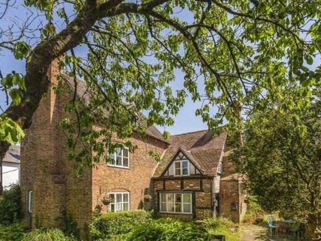House for sale in Cheltenham, Gloucestershire