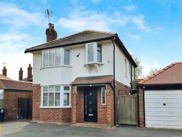 House for sale in Upton-by-Chester, Two Mills